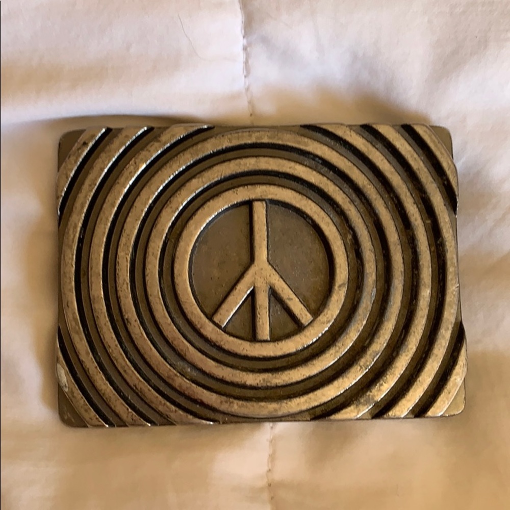Peace belt buckle